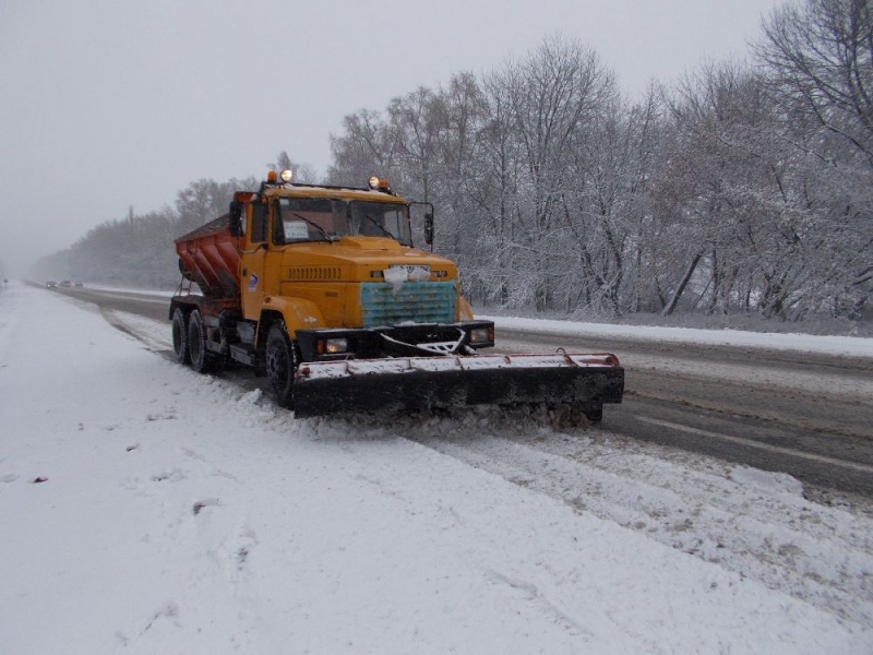 На дорогах Днепропетровщины ожидается до 15 см снега, – ГСЧС