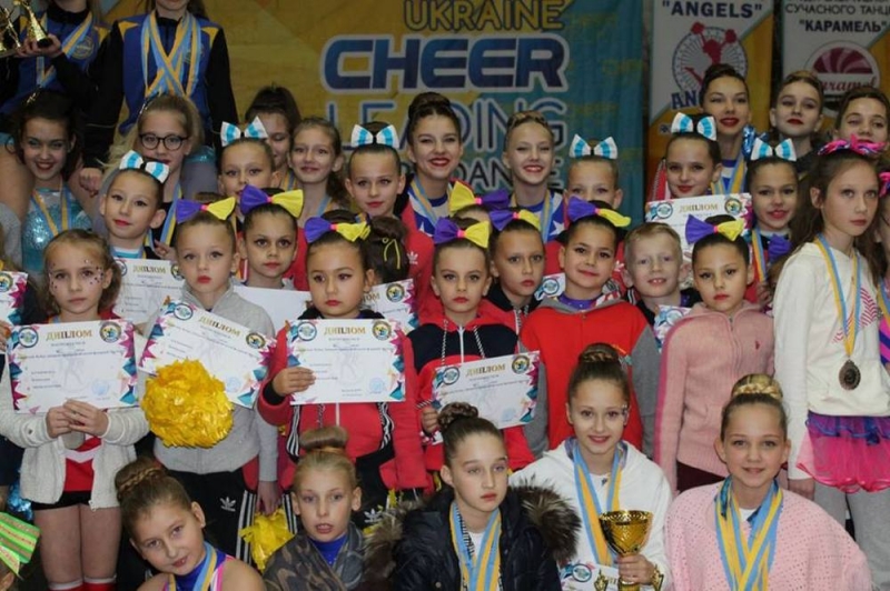 Павлоградцы – призеры Открытого кубка Днепропетровской области по чирлидингу и чир-спорту