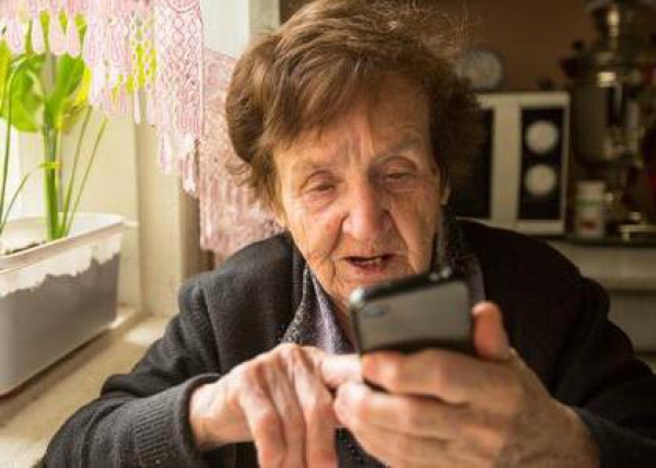 В Павлограде коммунальщики и социальные службы переходят на мобильные