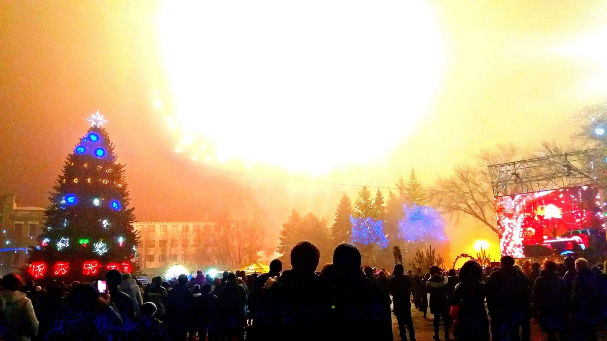 Павлоградцев приглашают встретить Новый год на Соборной площади под открытым небом