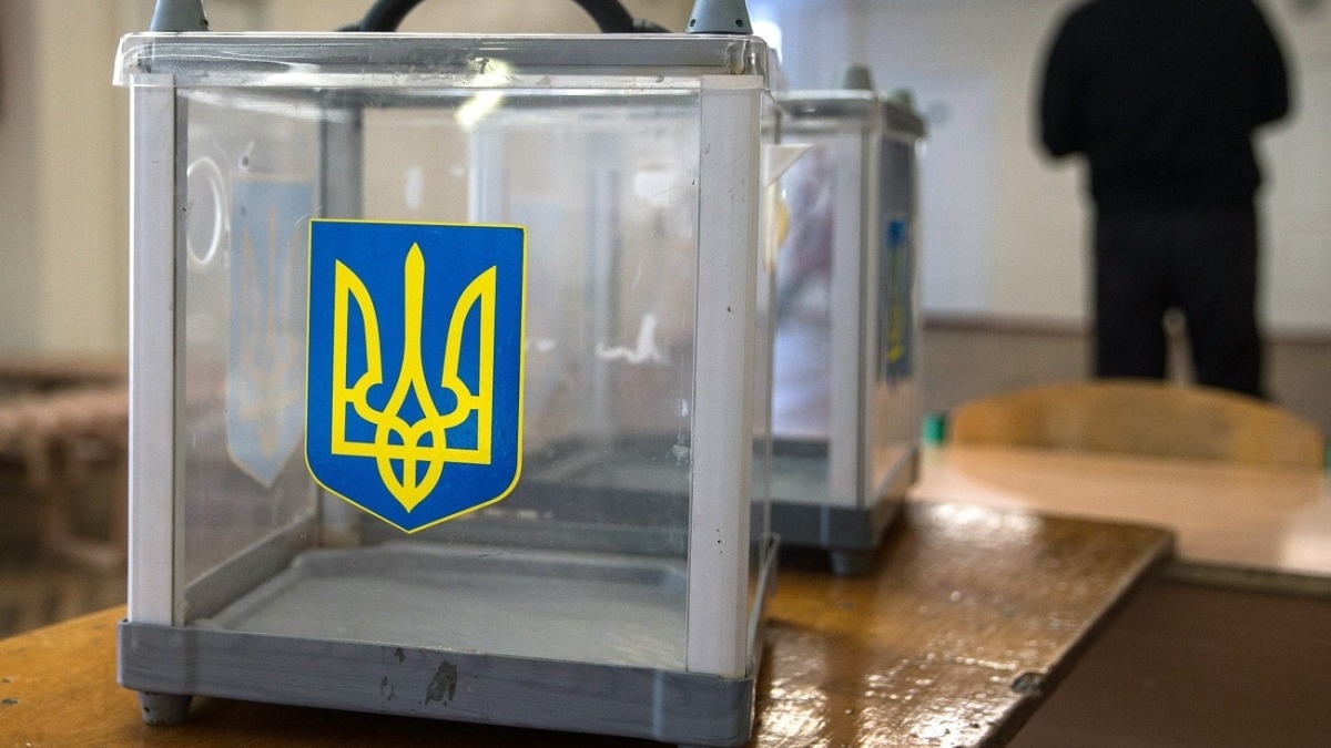 Претенденты на пост Президента Украины начали подавать свои кандидатуры