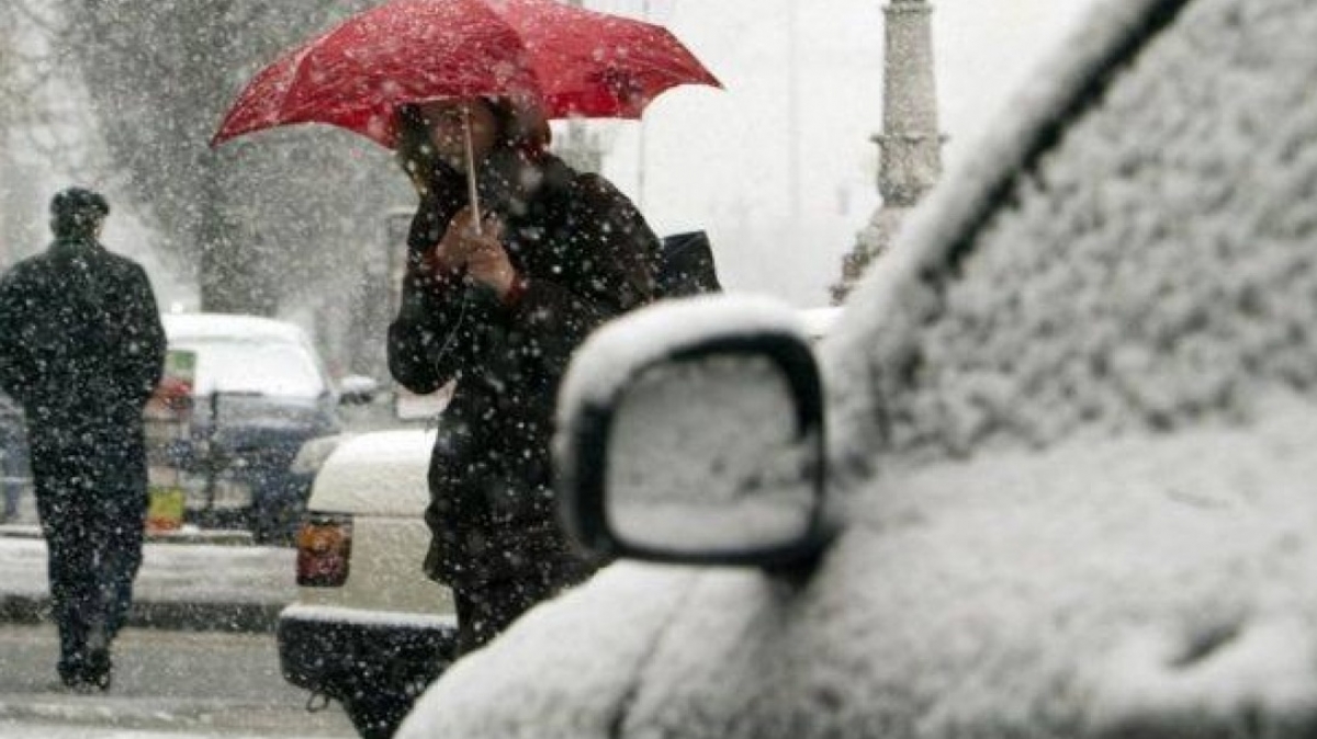 Ухудшение погоды. 12 января в области  метели, местами налипание мокрого снега, гололед