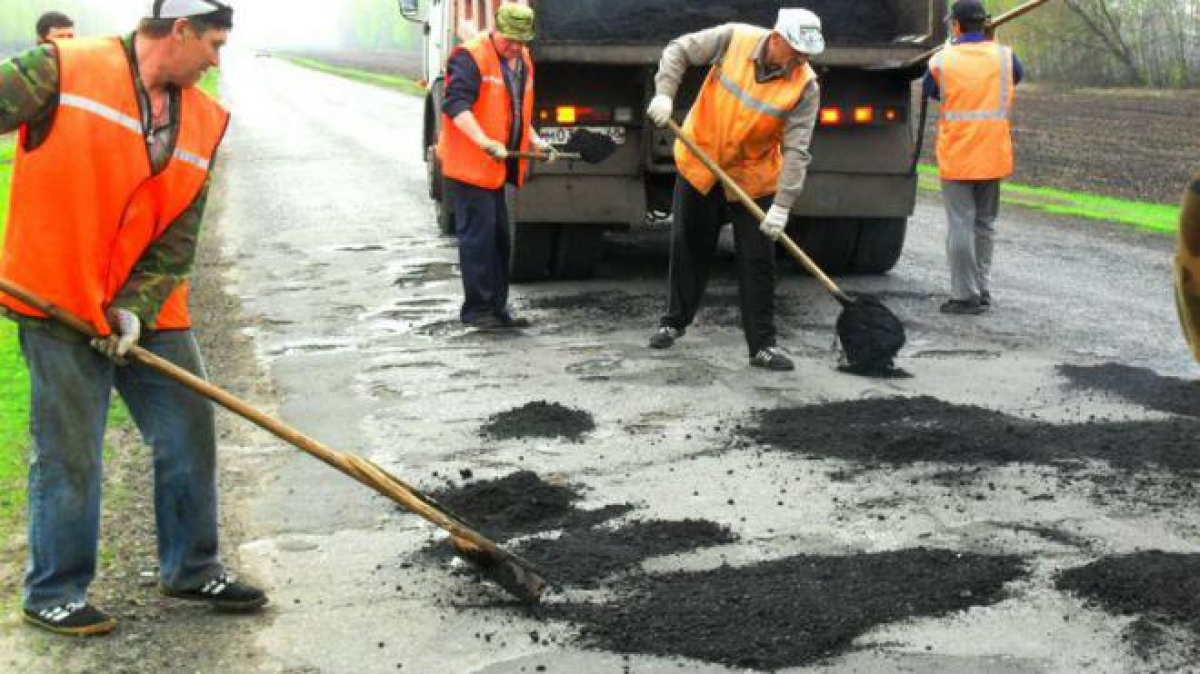 В Павлограде текущий ремонт дороги по ул. Днепровская проведут за 2 миллиона гривен